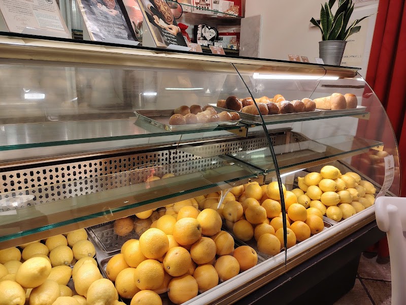Sfogliate e Sfogliatelle - Sfogliate e Sfogliatelle, Via S. Gregorio Armeno, 24, 80138 Napoli NA, Italy