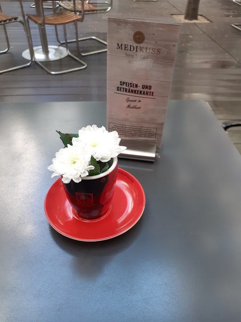 Cafe Medikuss (MZA Lounge) - Cafe Medikuss (MZA Lounge) Anichstraße 35, 6020 Innsbruck, Austria