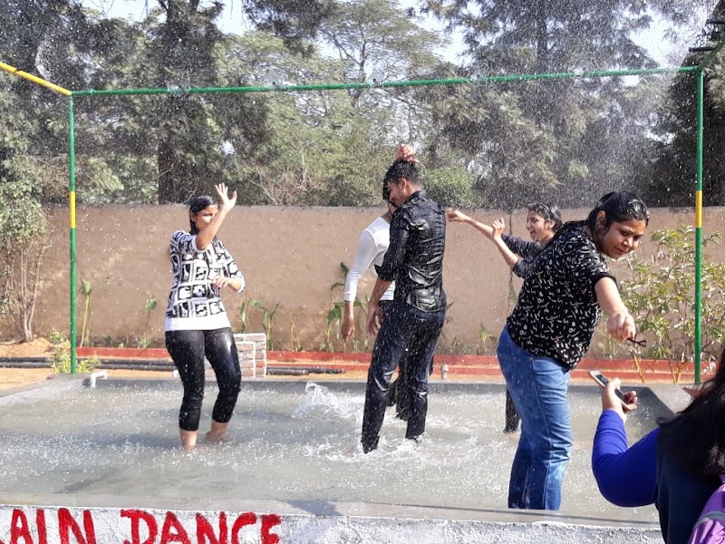 Ramgarh Farms & Resort Gurgaon - Ramgarh Farms & Resort Gurgaon, Village Chandu, Behind Village Dhaba, Near Sultanpur Lake Bird Sanctuary, Main Gurugram-Farukhnagar Road, Gurugram, Haryana 122505, India