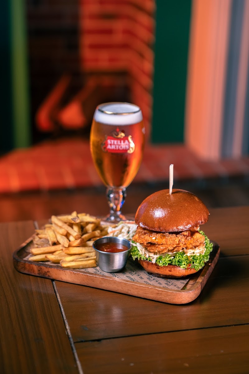 The Black Sheep - The Black Sheep Pullman Hotel - Cluster T - Al Thanyah Fifth - Jumeirah Lakes Towers - Dubai - United Arab Emirates