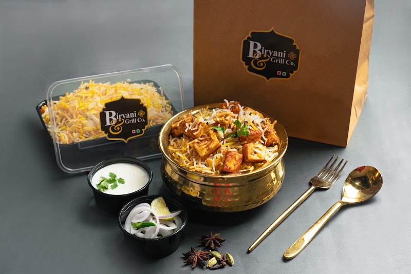 BIRYANI AND GRILL CO. - BIRYANI AND GRILL CO. Shop No. 10, Shukla Chamber, Chowk, beside KFC, Priyadarshini Nagar Colony, Pachpedi Naka, Raipur, Tikrapara, Chhattisgarh 492001, India