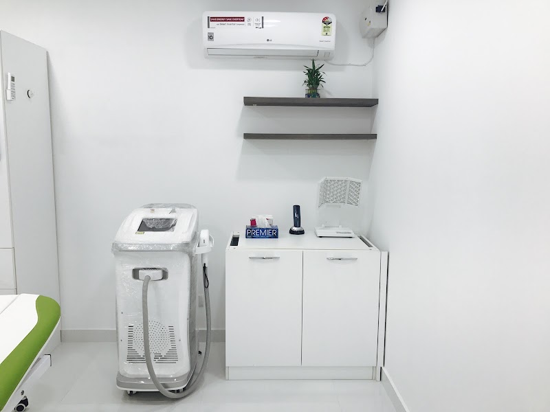 Skinray Skin & Hair Clinic - Skinray Skin & Hair Clinic 2nd Floor, Above Axis Bank, next to Fisherman's Warf Restaurant,, Haralur Road, Sarjapur Cross Road, RT Nagar, PWD Quarters, 1st Sector, HSR Layout, Bengaluru, Karnataka 560102, India