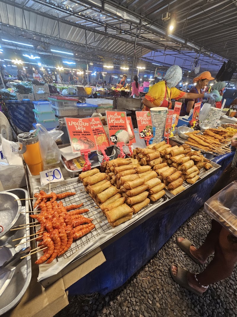 Bang Tao Night Market - Bang Tao Night Market X8P2+F56, Bang Tao Beach, Choeng Thale, Thalang District, Phuket 83110, Thailand