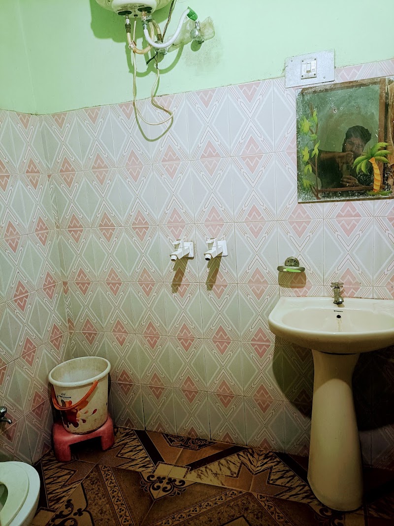 JAGAT SEWA SADAN - JAGAT SEWA SADAN near read light, Jawalamukhi, Himachal Pradesh 176031, India