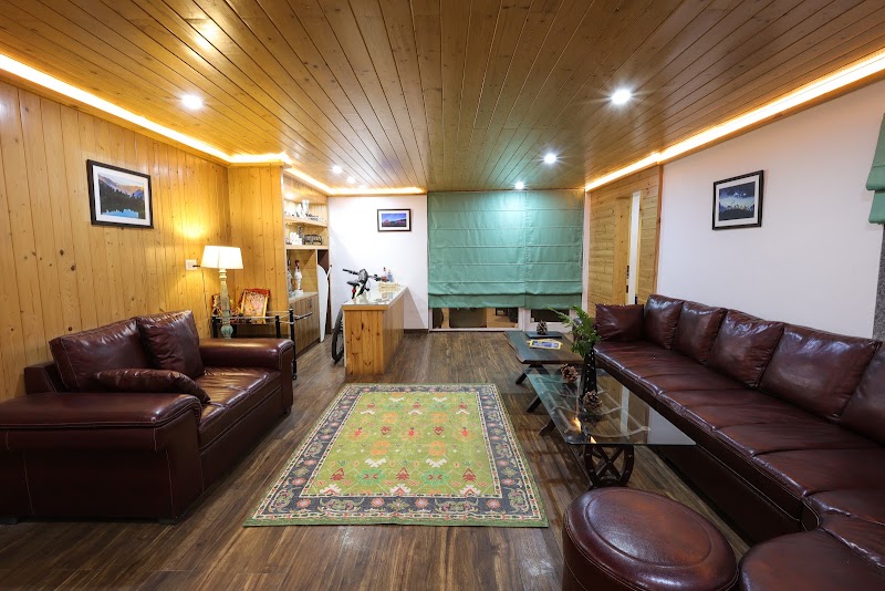 Sansa by the Woods - Manor & Spa - Sansa by the Woods - Manor & Spa Soham Heritage & Art Center Rd, The Mall Road, Mussoorie, Uttarakhand 248179, India