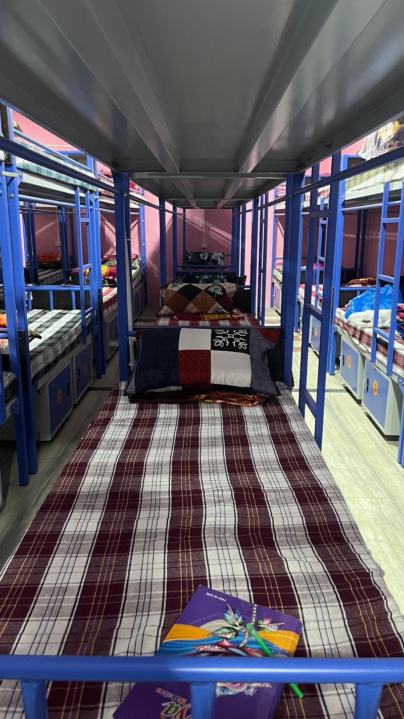 Harsha Sri Dormitory Ac Deluxe - Harsha Sri Dormitory Ac Deluxe 1st floor, Sai ram dormitory, 47-11-19/5, 1st Ln, Opposite Hotel Sarovar, Dwaraka Nagar, Visakhapatnam, Andhra Pradesh 530016, India