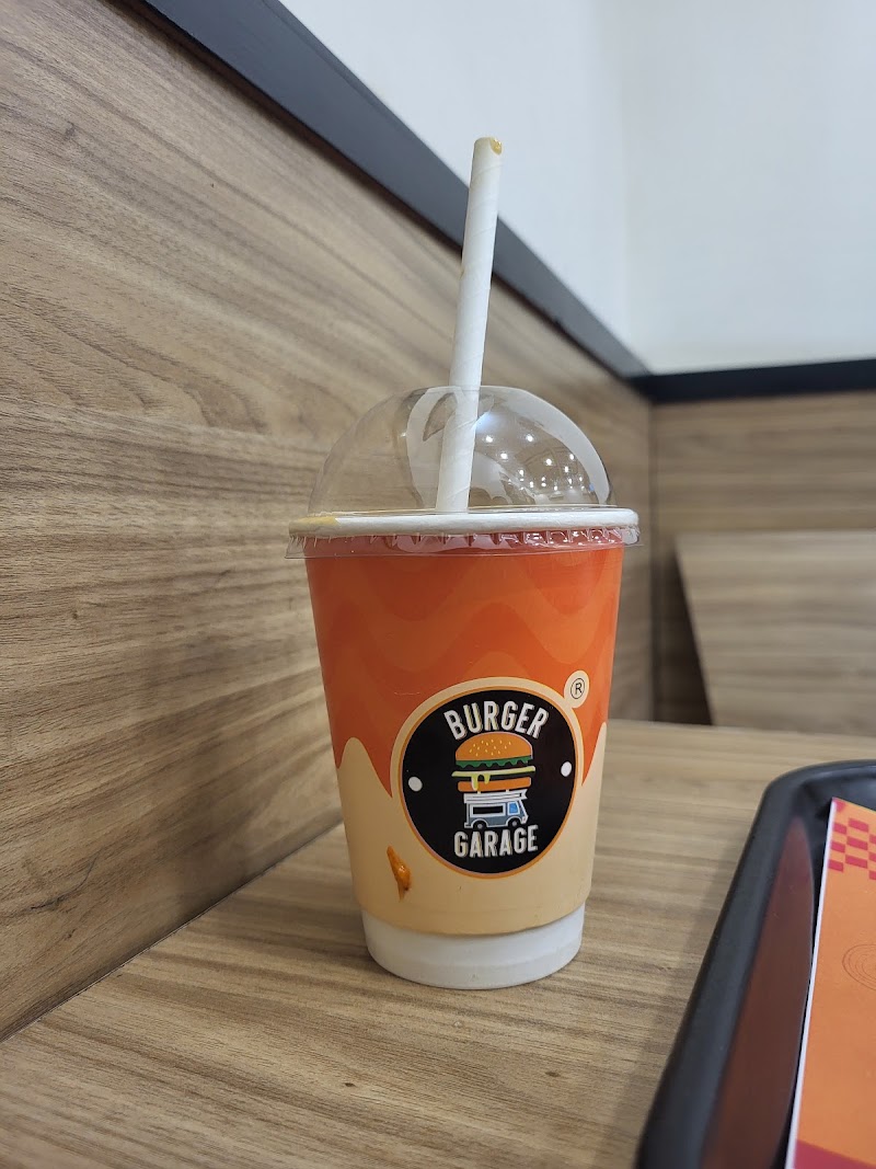 BURGER GARAGE TALWANDI - BURGER GARAGE TALWANDI, Sector - C-20, opposite Kali Mata Mandir, near anil kothari doctor, Sector - C, Talwandi, Kota, Rajasthan 324005, India