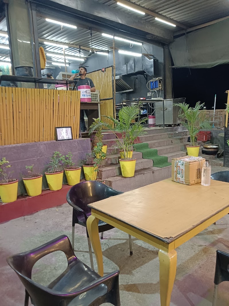 Mewari Makkhana Dhaba Priyank Khanna - Mewari Makkhana Dhaba Priyank Khanna Shop No.1 Debari Circle Airport Road, Udaipur 313024, Udaipur, Jharnon Ki Sarai, Rajasthan 313001, India