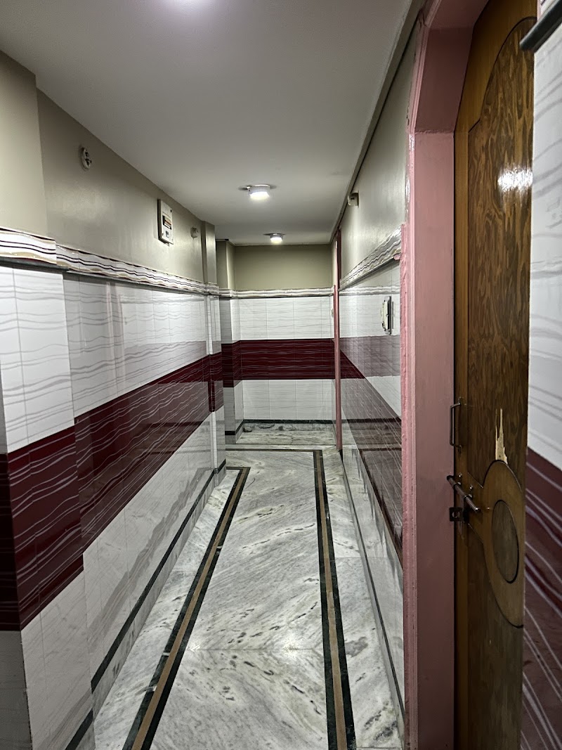 Tirupati Lodge - Tirupati Lodge NJP Railway Station, Ward 35, Dabgram, Siliguri, West Bengal 734007, India