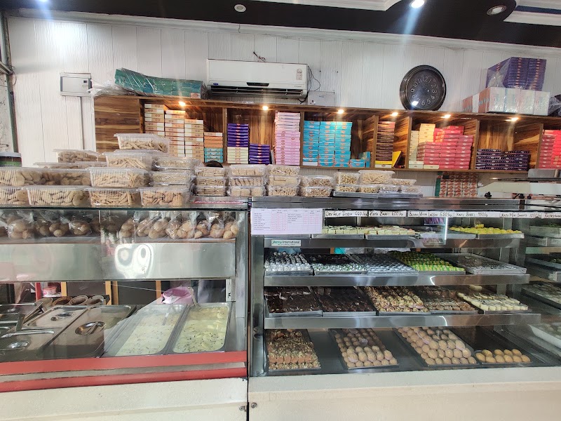 Kumar Sweets And Restaurant - Kumar Sweets And Restaurant Sahastradhara Rd, Kewal Vihar, Raipur, Dehradun, Uttarakhand 248001, India