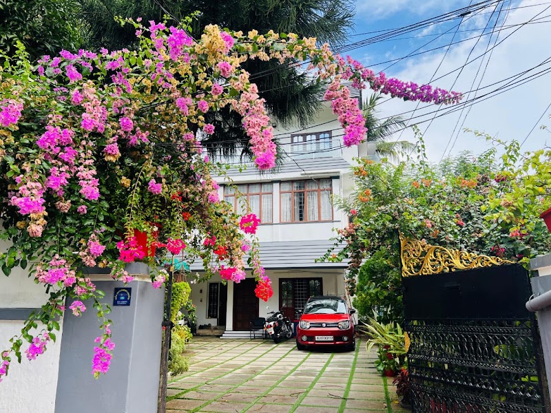 The Bougainvilla Homestay - The Bougainvilla Homestay, Veliath House, Fort Kochi Veli Ground, 27/1664, Odatha Rd, Gumathore Odatha, Jubilee Nagar, Veli, Kochi, Kerala 682001, India