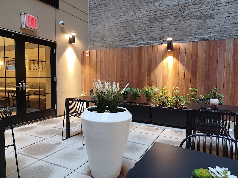 Pestana Park Avenue - Pestana Park Avenue Class B, 23 E 39th St, New York, NY 10016, USA