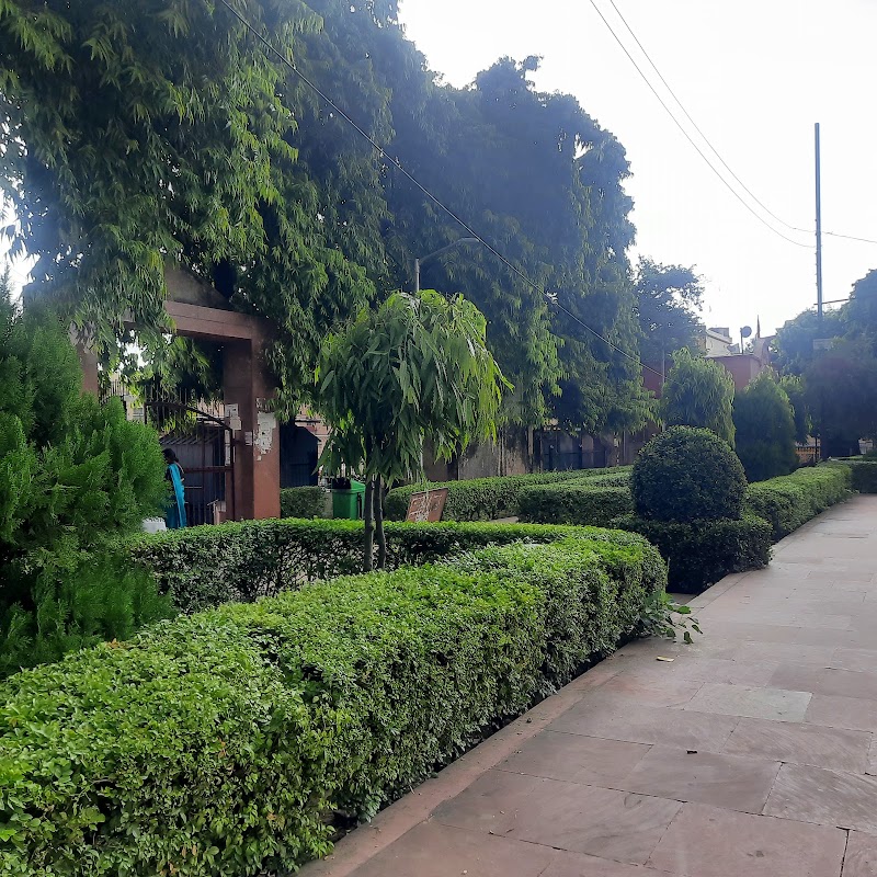 Anand Park - Anand Park Bankati Hanuman Road, Durgakund Rd, near Vankatti Hanumanji Mandir, Durgakund, Anandbagh, Bhelupur, Varanasi, Uttar Pradesh 221005, India