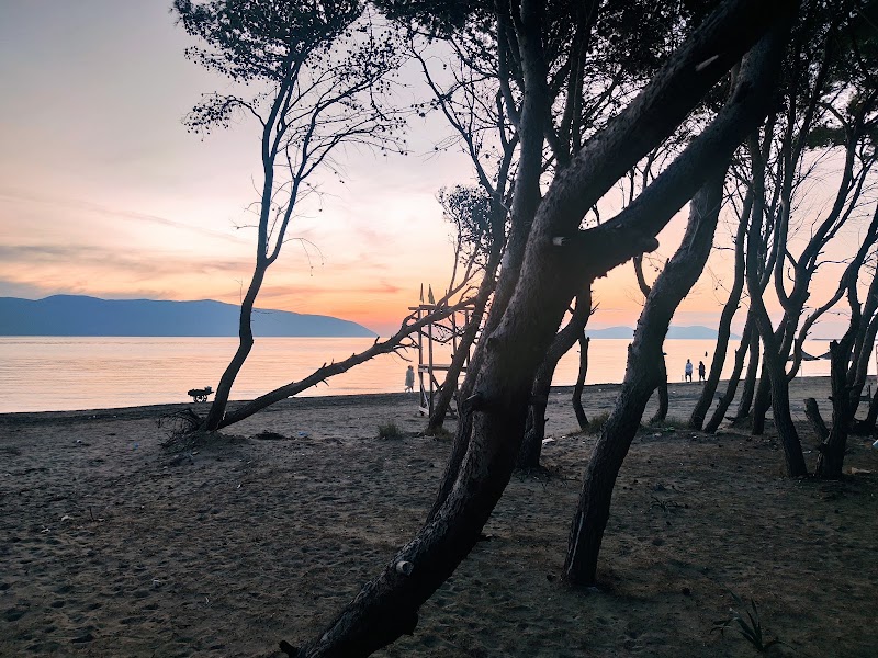 Plazhi i Vjeter - Plazhi i Vjeter, Rr. Sazani, Vlorë, Albania