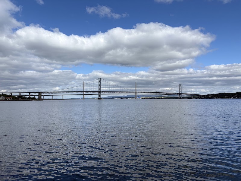 Forth Bridge Memorial, South Queensferry - Forth Bridge Memorial, South Queensferry, Queensferry, South Queensferry EH30 9TB, UK