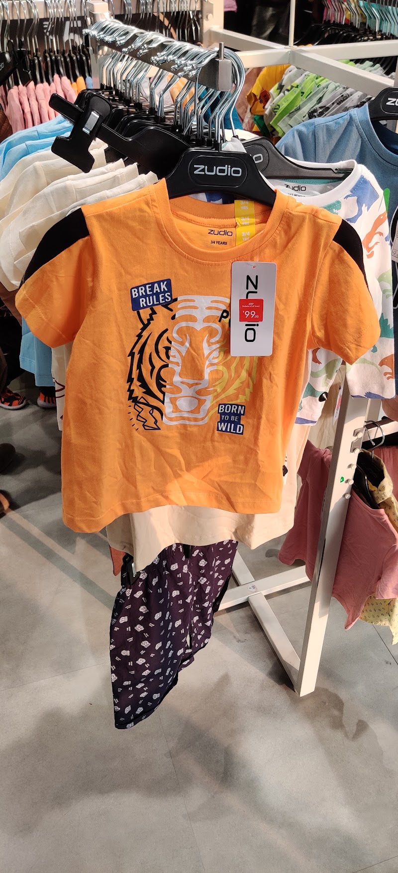 Zudio - JMD Suberio, Gurugram - Zudio - JMD Suberio, Gurugram JMD Suberio - Sohna Road, Airia Gdn, opp. Reach, Mall, Gurugram, Haryana 122101, India