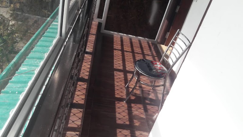 Snow Valley Homestay - Snow Valley Homestay BALA HISAR, near allen junior school, The Mall Road, Mussoorie, Uttarakhand 248179, India