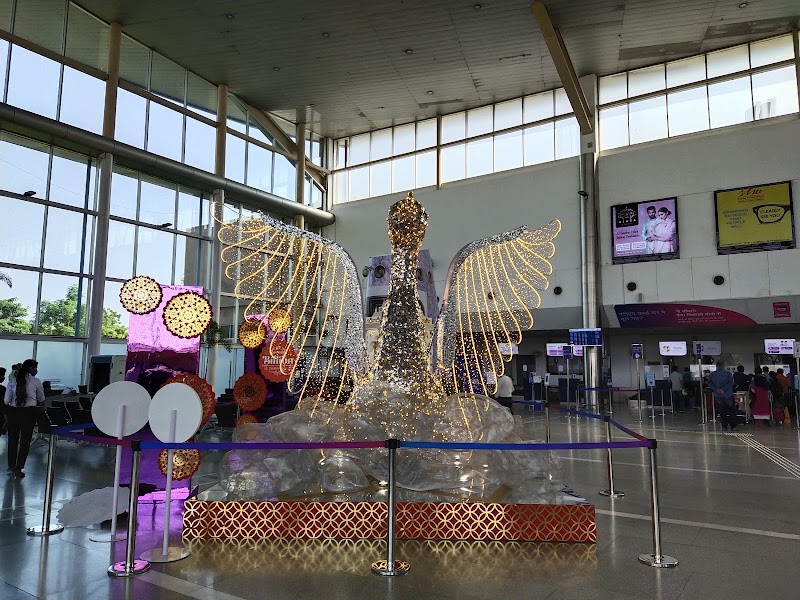 Chaudhary Charan Singh International Airport - Chaudhary Charan Singh International Airport Amausi, Lucknow, Uttar Pradesh 226009, India