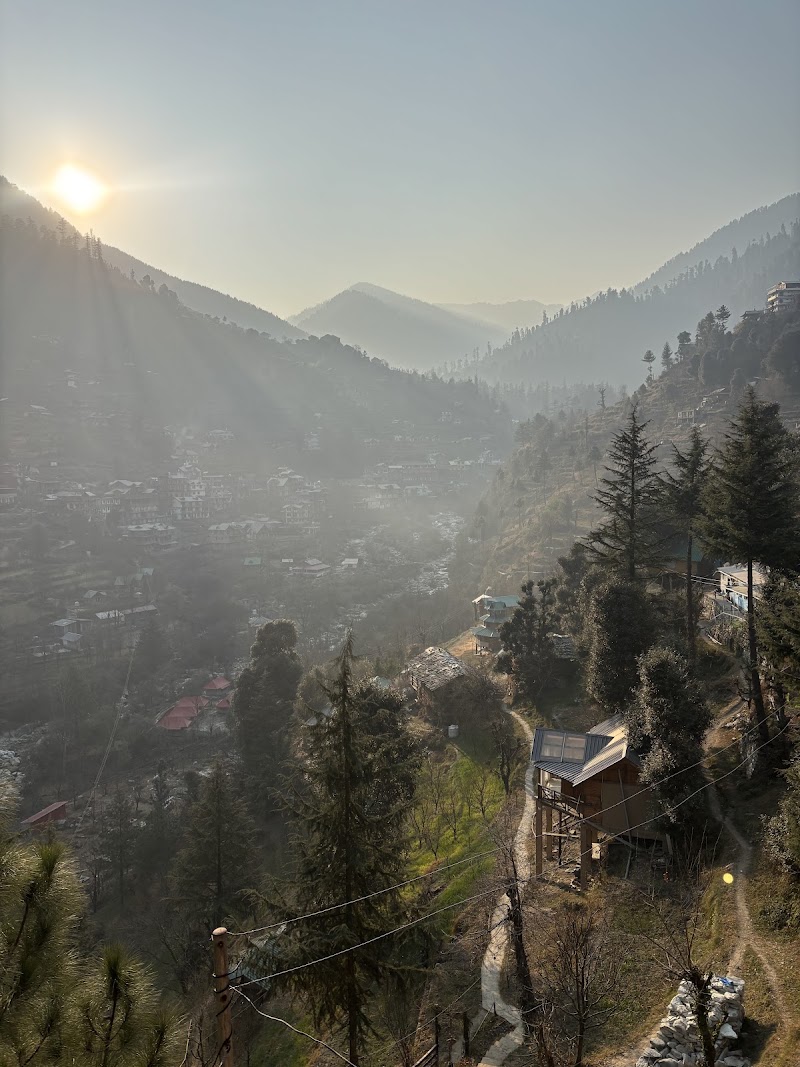 Little Wood Tree House - Little Wood Tree House Village Kandi Po. Tandi, Tehsil, Banjar, Jibhi, Himachal Pradesh 175123, India