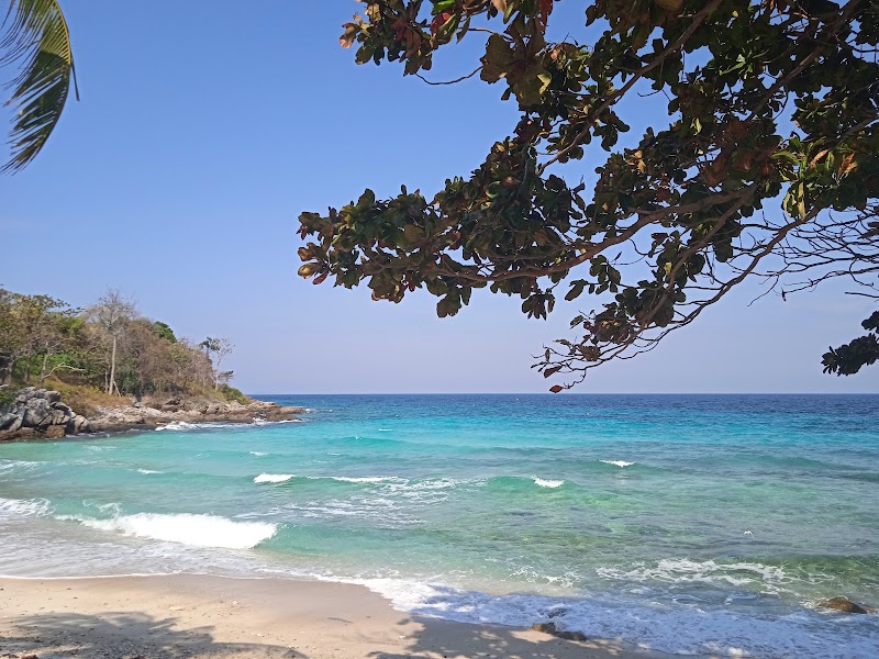 Castaway Club - Phuket - Castaway Club - Phuket 63, 202 Thepkasattri Road, Tambon Ko Kaeo, Mueang, Chang Wat Phuket 83000, Thailand