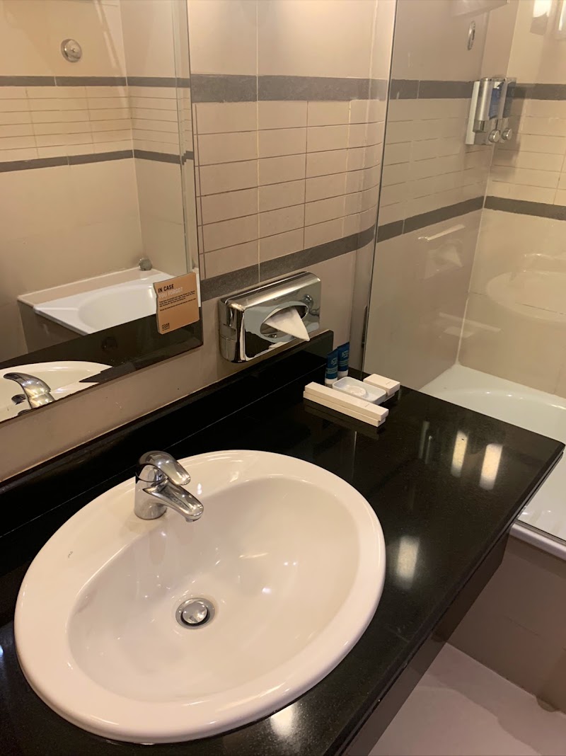 Four Points by Sheraton Lagos - Four Points by Sheraton Lagos Plot 9/10 Block 2 Oniru Chieftaincy Estate, Victoria Island, Lagos 021189, Lagos, Nigeria