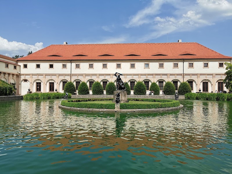 Waldstein Garden - Waldstein Garden Letenská 123/4, Malá Strana, 118 00 Praha-Praha 1, Czechia