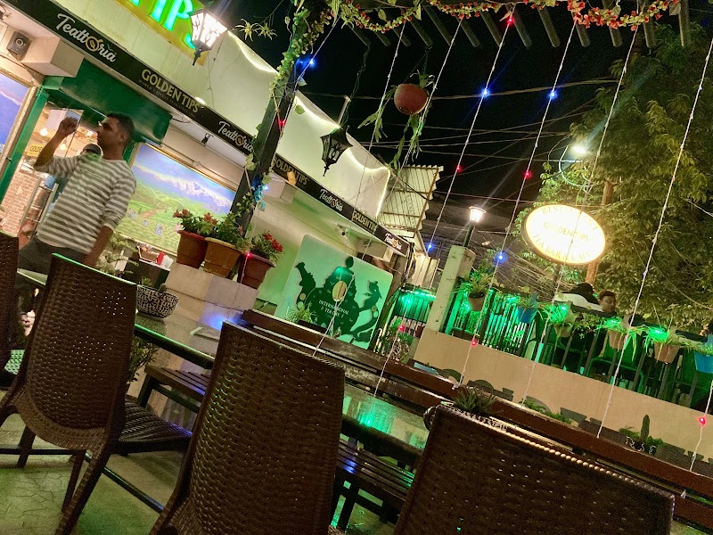 Golden Tips Tea Boutique – Nehru Road - Golden Tips Tea Boutique – Nehru Road Nehru Rd, Chauk Bazaar, Darjeeling, West Bengal 734101, India
