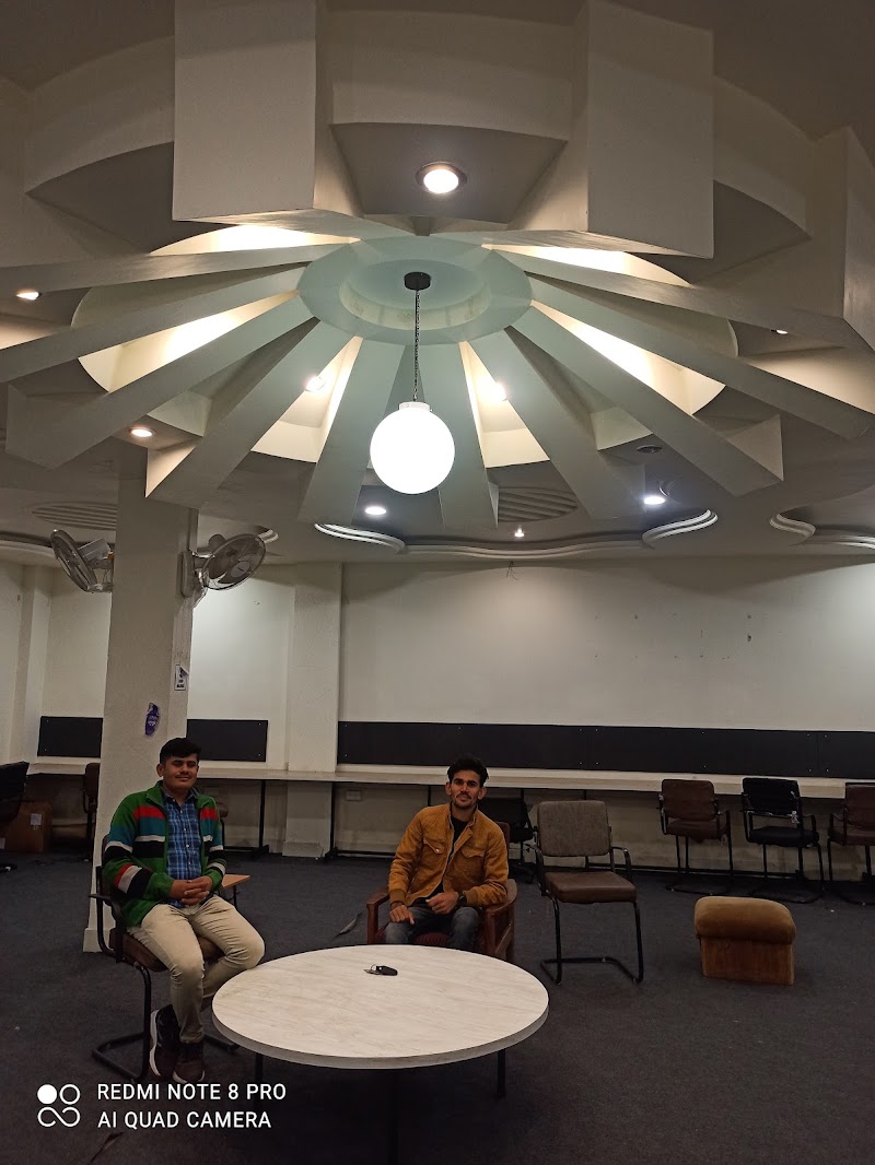 Space21 Library | Co-work Talwandi - Space21 Library | Co-work Talwandi, C-1, DAV School Rd, Sector - C, Talwandi, Kota, Rajasthan 324005, India