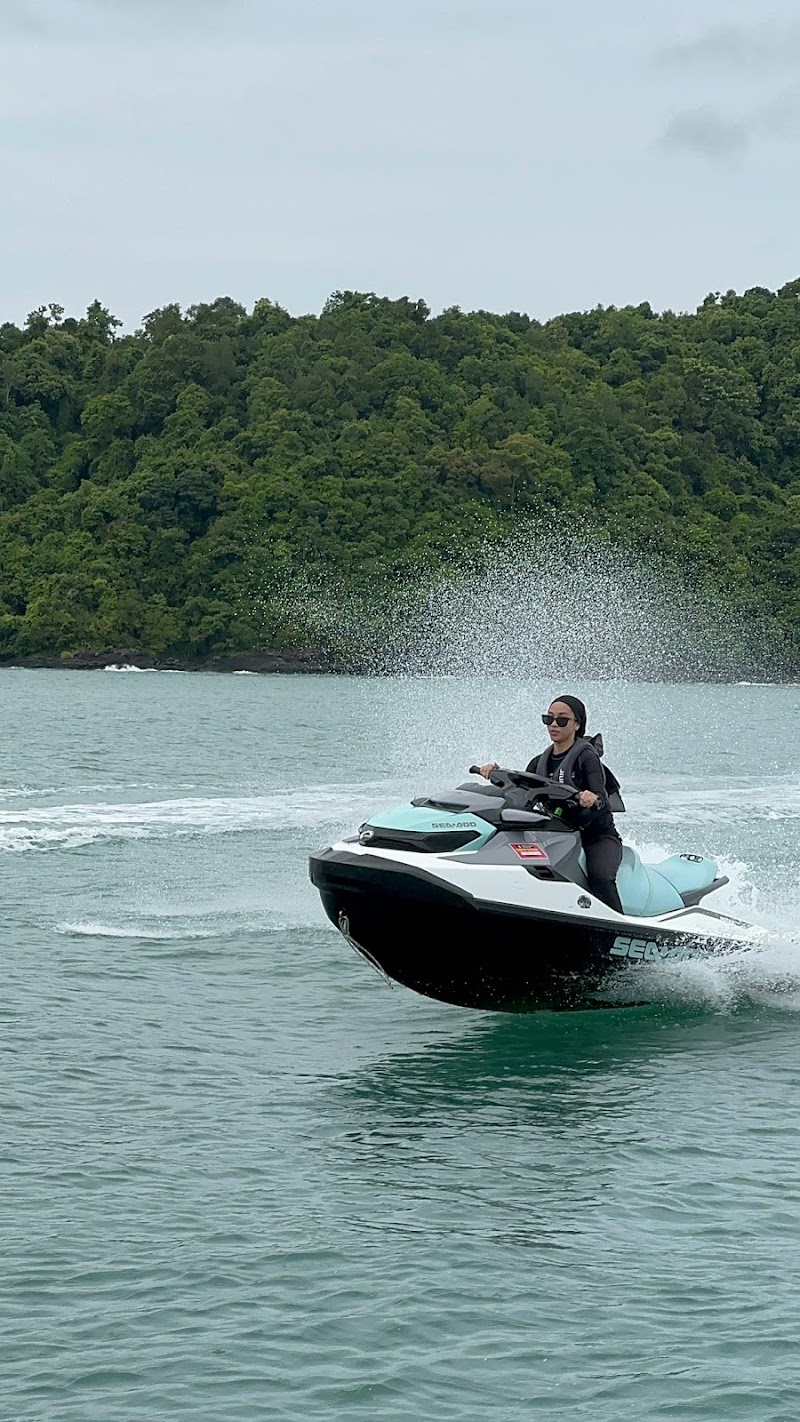 Chenang Sea Watersport - Chenang Sea Watersport, Pantai Cenang, Cenang, 07000 Langkawi, Kedah, Malaysia