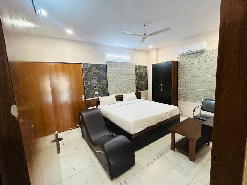 COMFORT IN HOTEL AND RESTAURANT JODHPUR - COMFORT IN HOTEL AND RESTAURANT JODHPUR P.no. 15, Pali Road, opposite India Bulls Mega Mall, near Shatabdi Circle Fly Over Bridge, Adarsh Nagar, Jodhpur, Rajasthan 342001, India