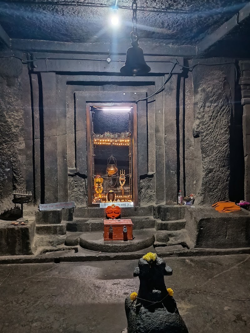 Pataleshwar Shiv Temple, Jangali Maharaj Road - Pataleshwar Shiv Temple, Jangali Maharaj Road GVG2+J5G, Jangali Maharaj Rd, Shivajinagar, Pune, Maharashtra 411005, India