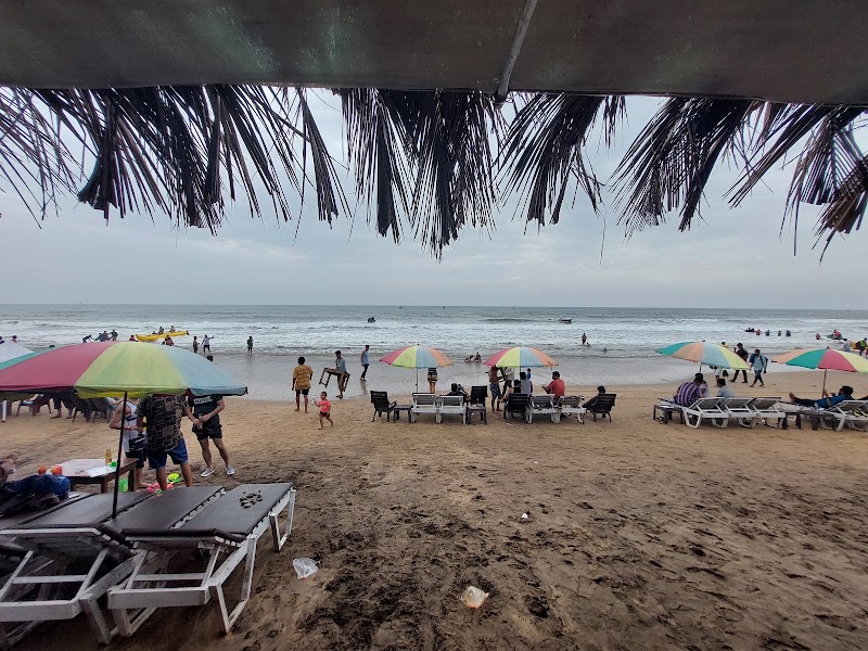 Anjuna beach - Anjuna beach, HPMP+QRQ, Dmello Vaddo, Anjuna, Goa 403509, India