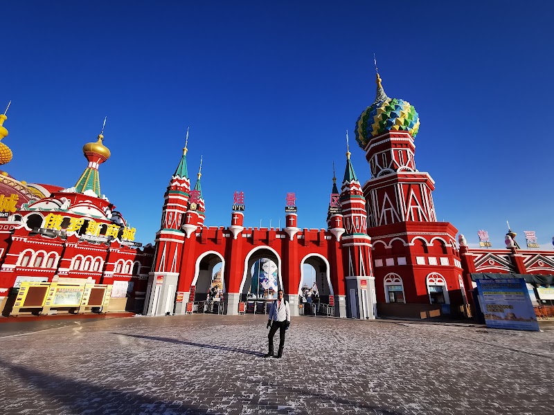 Matryoshka Themed Hotel