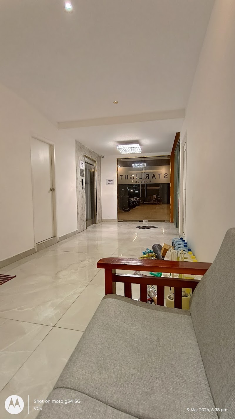 Starlight Hotels T-Nagar - Starlight Hotels T-Nagar 7, Sivaji St, T Nagar, T. Nagar, Chennai, Tamil Nadu 600017, India