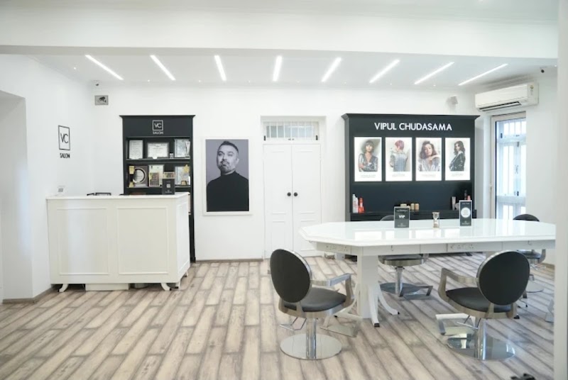 Vipul Chudasama Salon, Pali Hill Bandra - Vipul Chudasama Salon, Pali Hill Bandra, First Floor, Jasmin House, Pali Mala Rd, Pali Village, Bandra West, Mumbai, Maharashtra 400050, India