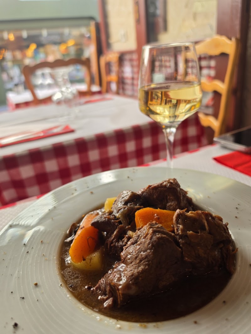 Le Vieux Bistrot - Le Vieux Bistrot 54 Rue Mouffetard, 75005 Paris, France