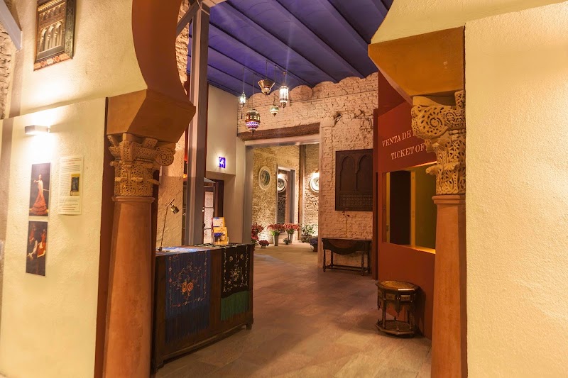 Casa de la Memoria Centro Cultural Flamenco - Casa de la Memoria Centro Cultural Flamenco C. Cuna, 6, Casco Antiguo, 41004 Sevilla, Spain