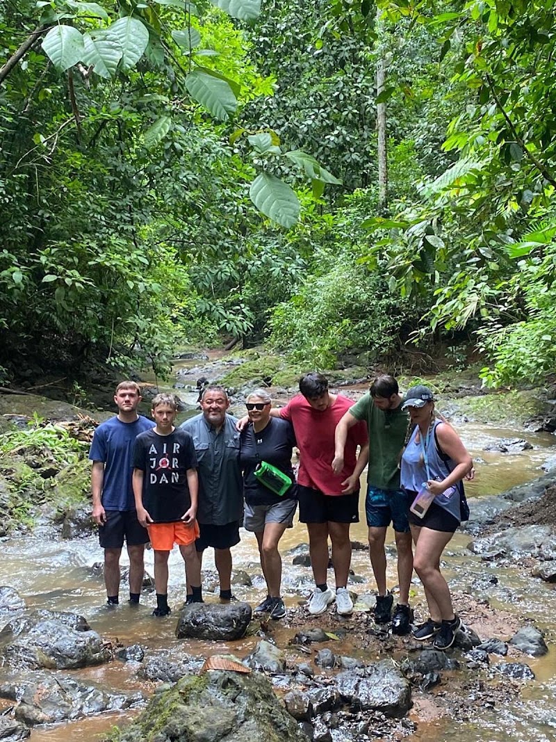 Adventure Tours Costa Rica - Adventure Tours Costa Rica, Del Super Excelente 1.2 kilometros, Barrio Copey, Edificio color naranja, Calle Samudio, Garrabito, Provincia de Puntarenas, Jacó, Playa, 61101, Costa Rica