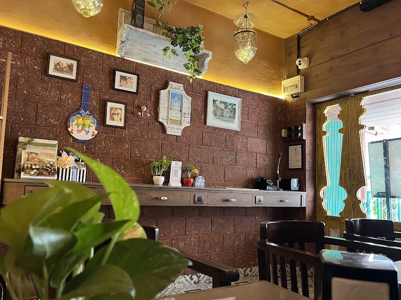 Cafe Goancho - Cafe Goancho Shop No.6, Grain Store, Plot No.56A, Pali Hill Rd, near Vegetable Market, Pali Market, Pali Hill, Mumbai, Maharashtra 400050, India
