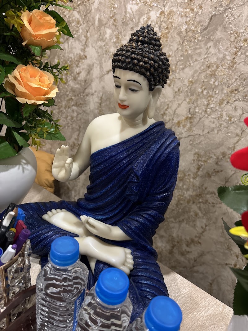 Meraki Spa - Meraki SPA, Bazar Road, near Maina restaurant, beside SBI ATM, Changurabhata, Raipur, Chhattisgarh 492013, India