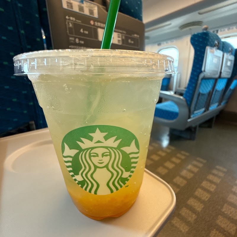 Starbucks Coffee - JR-Central Shin-Osaka Station Inside Shinkansen Gates - Starbucks Coffee - JR-Central Shin-Osaka Station Inside Shinkansen Gates, Japan, 〒532-0011 Osaka, Yodogawa Ward, Nishinakajima, 5-chōme−16−１ 新大阪駅 1階 JR-PLUS関西支社