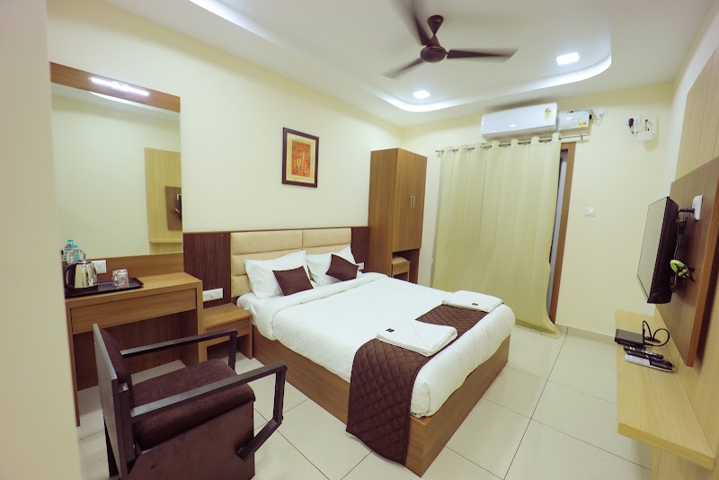 Jk Inn - Jk Inn National Circle, 12/10 A MA, PO SEE Street, Heavy Vehicles Repairing and Servicing Locality, Thottapalayam, Vellore, Tamil Nadu 632004, India