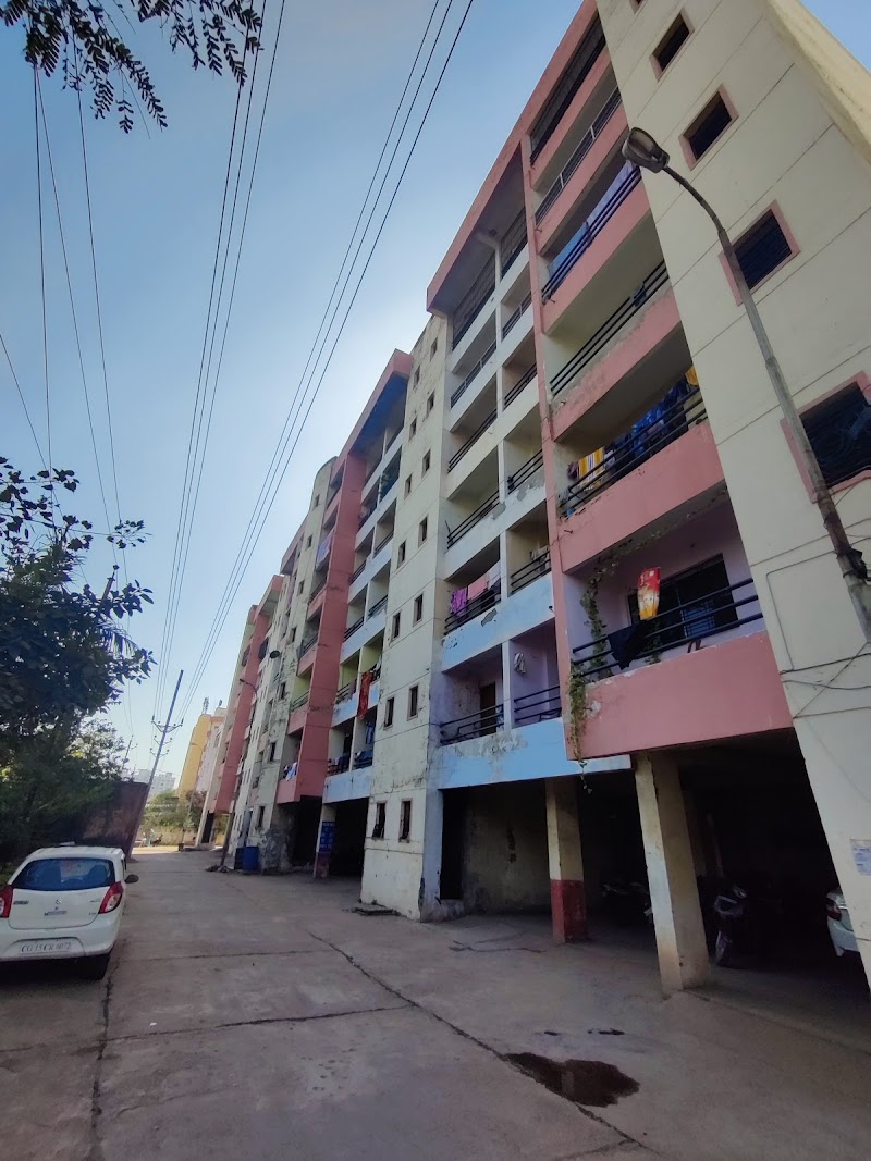 Shri Rajiv Lochan Multistoried CGHB Flats Complex Kachna Phase I - Shri Rajiv Lochan Multistoried CGHB Flats Complex Kachna Phase I 7M6V+HH2, Kachana, Chhattisgarh 492014, India