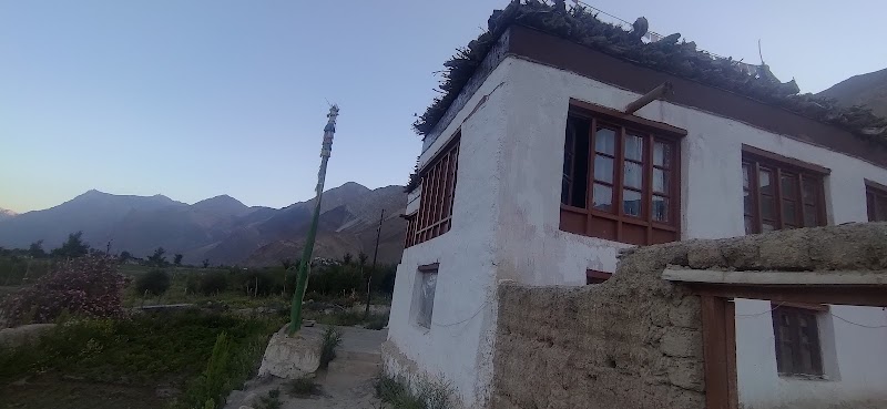 Dragon Guesthouse and Restaurant - Dragon Guesthouse and Restaurant, MX3R+J4, Zangla, 194302