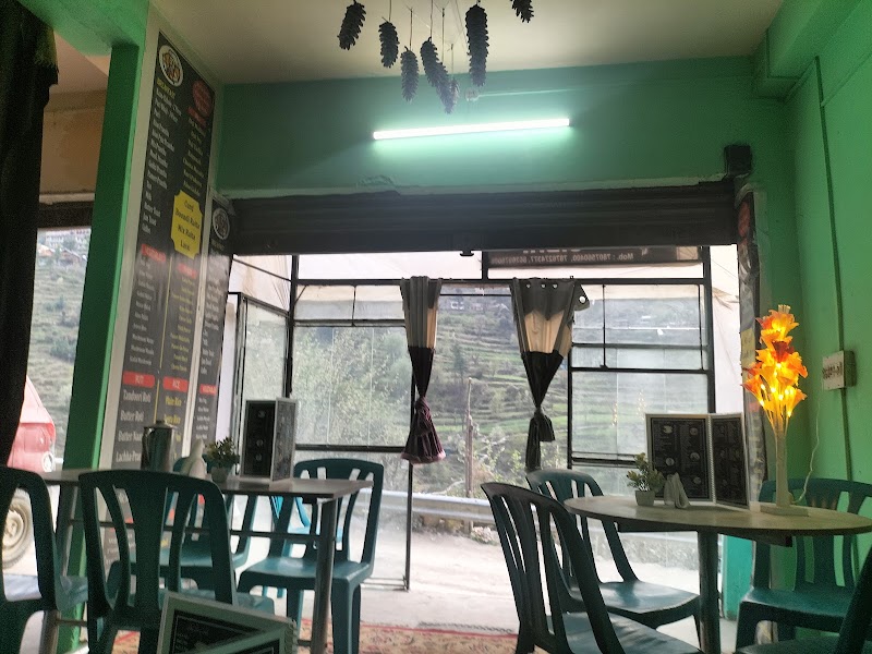 Boom shiva cafe jibhi - Boom shiva cafe jibhi H9W2+CR5, Jibhi, Bini, Himachal Pradesh 175123, India