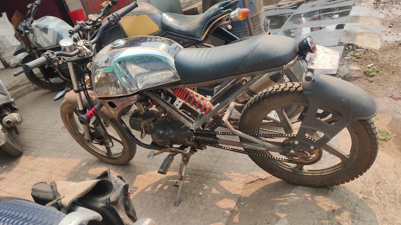 Megh Custom Motorcycle - Megh Custom Motorcycle, Gairej line, Station Road, Sindhi Colony, Durg, Chhattisgarh 491001, India