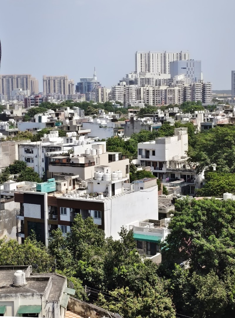 Maple Heights & Maple Crescent Club - Maple Heights & Maple Crescent Club, F32J+R83, Block C, Sushant Lok Phase I, Sector 43, Gurugram, Haryana 122009, India