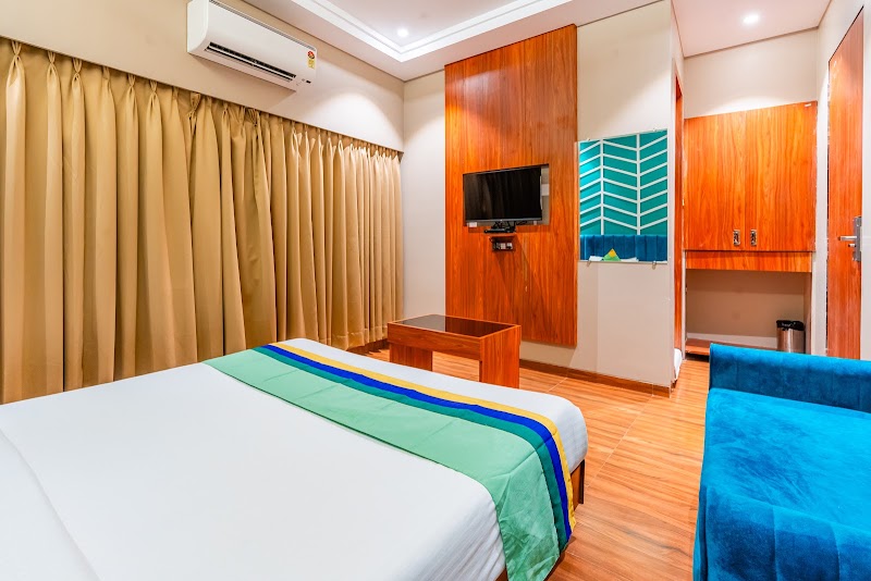 Treebo Express Inn - Treebo Express Inn Jijamata nagar, Military Rd, opp. Tulip Park Society, Bhavani Nagar, Marol, Andheri East, Mumbai, Maharashtra 400059, India
