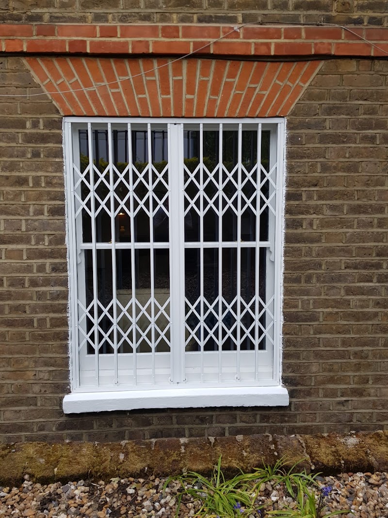 Barrys Locks Ltd - Barrys Locks Ltd, 174 Southgate Rd, London N1 3HX, UK