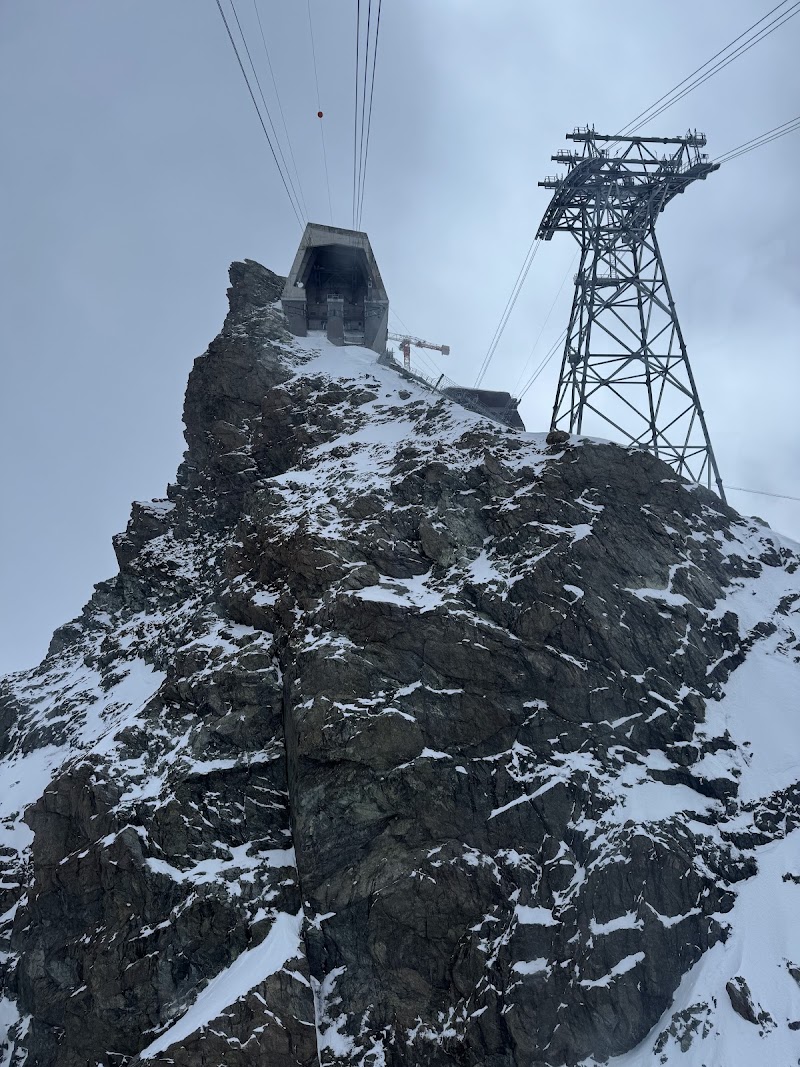 Zermatt Bergbahnen AG - Zermatt Bergbahnen AG Schluhmattstrasse 123, 3920 Zermatt, Switzerland